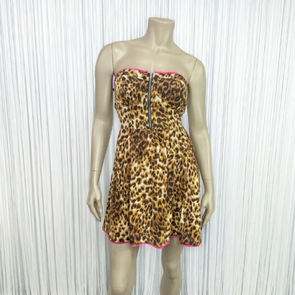 Women's Strapless Dress